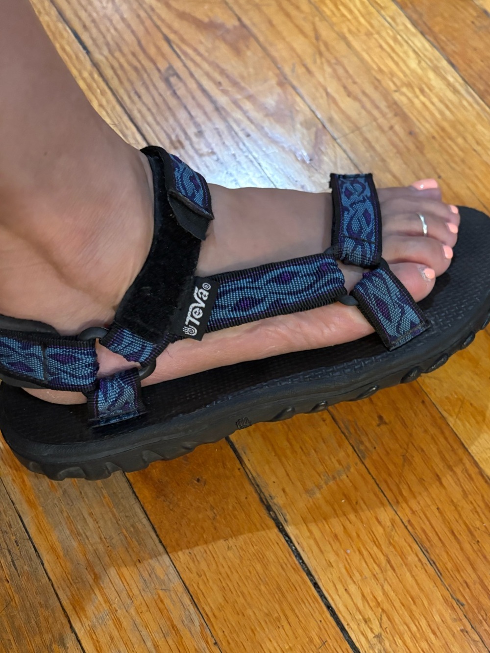 NWOT Teva Purple Hurricane Floral Wmn Sz 8 Outdoor Hiking Wtr Strap Sandals